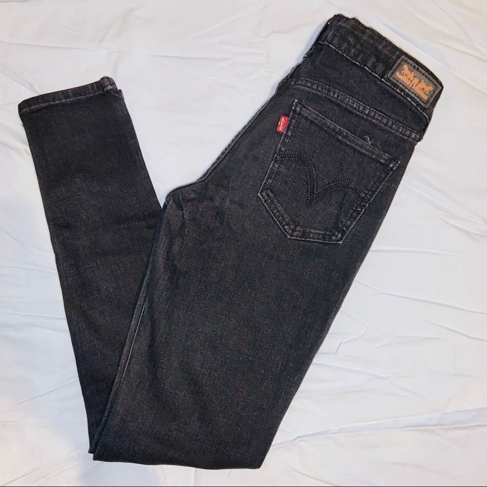 Levi’s | Faded Black Legging Jeans